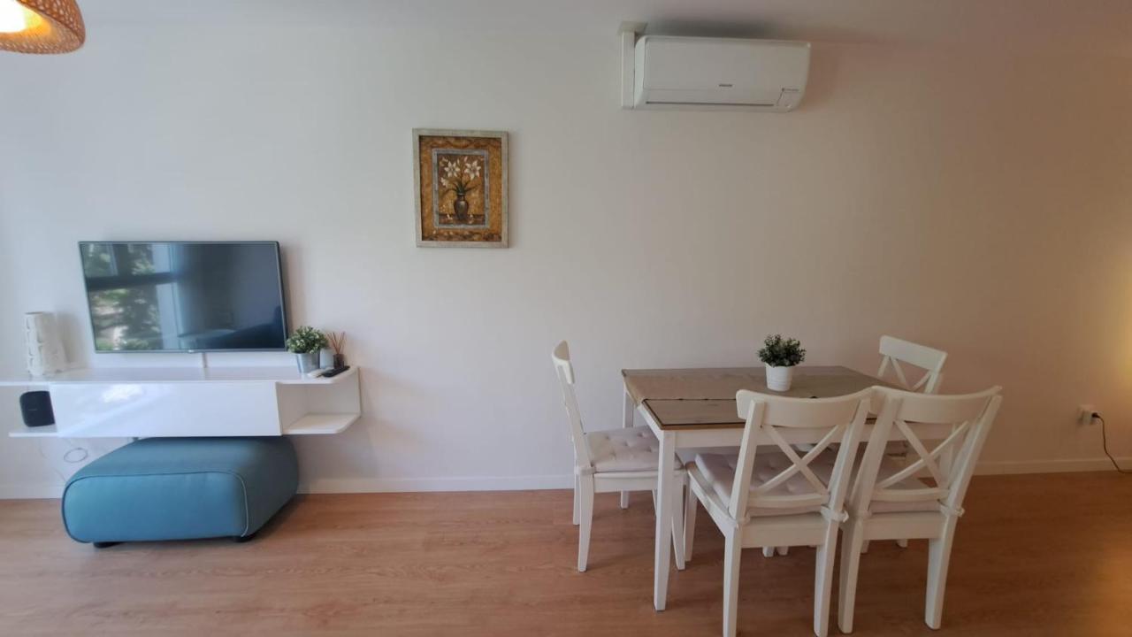Apartment Las Salinas Boliches فوينخيرولا المظهر الخارجي الصورة